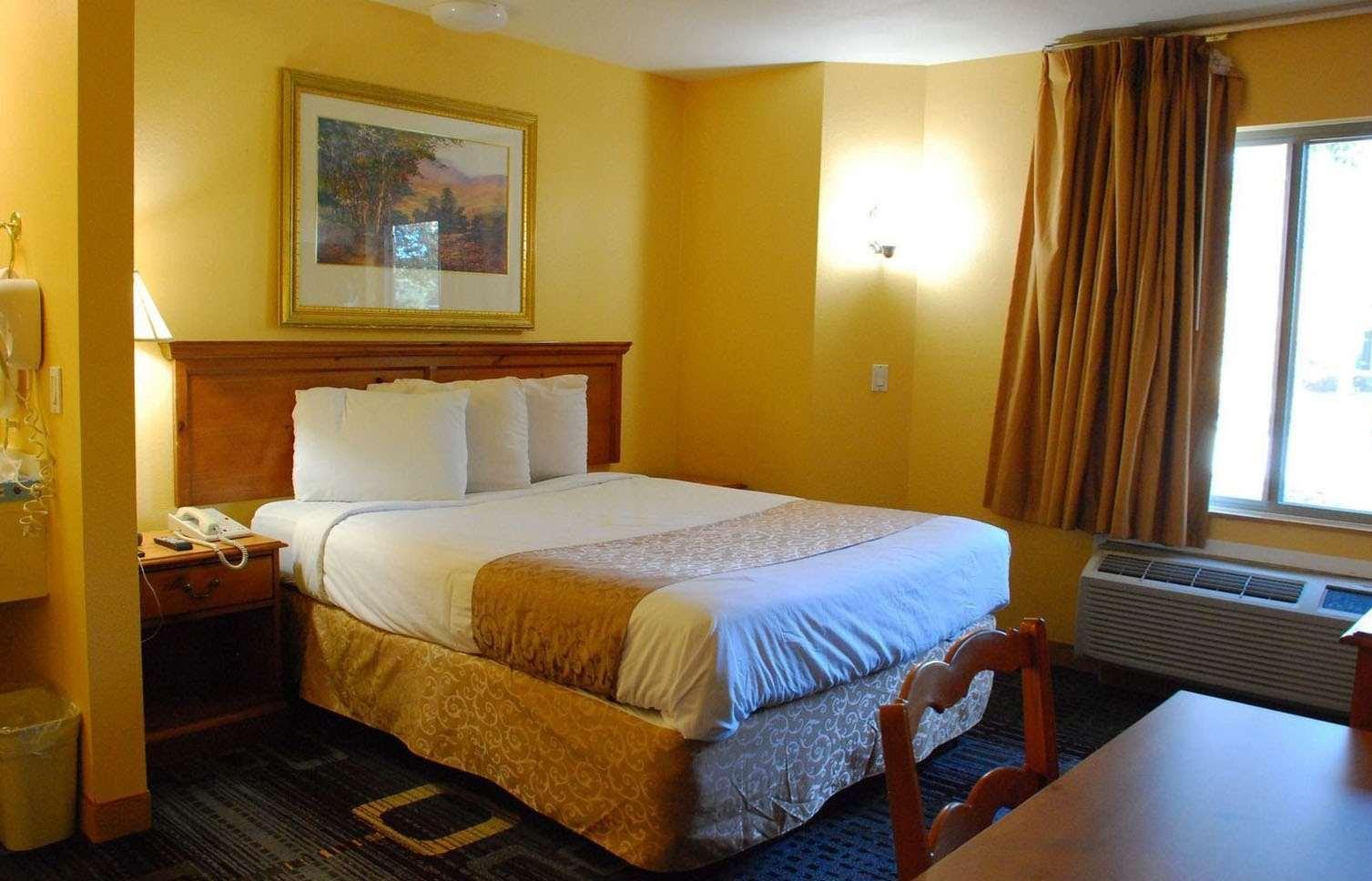Americas Best Value Inn Addison Bagian luar foto